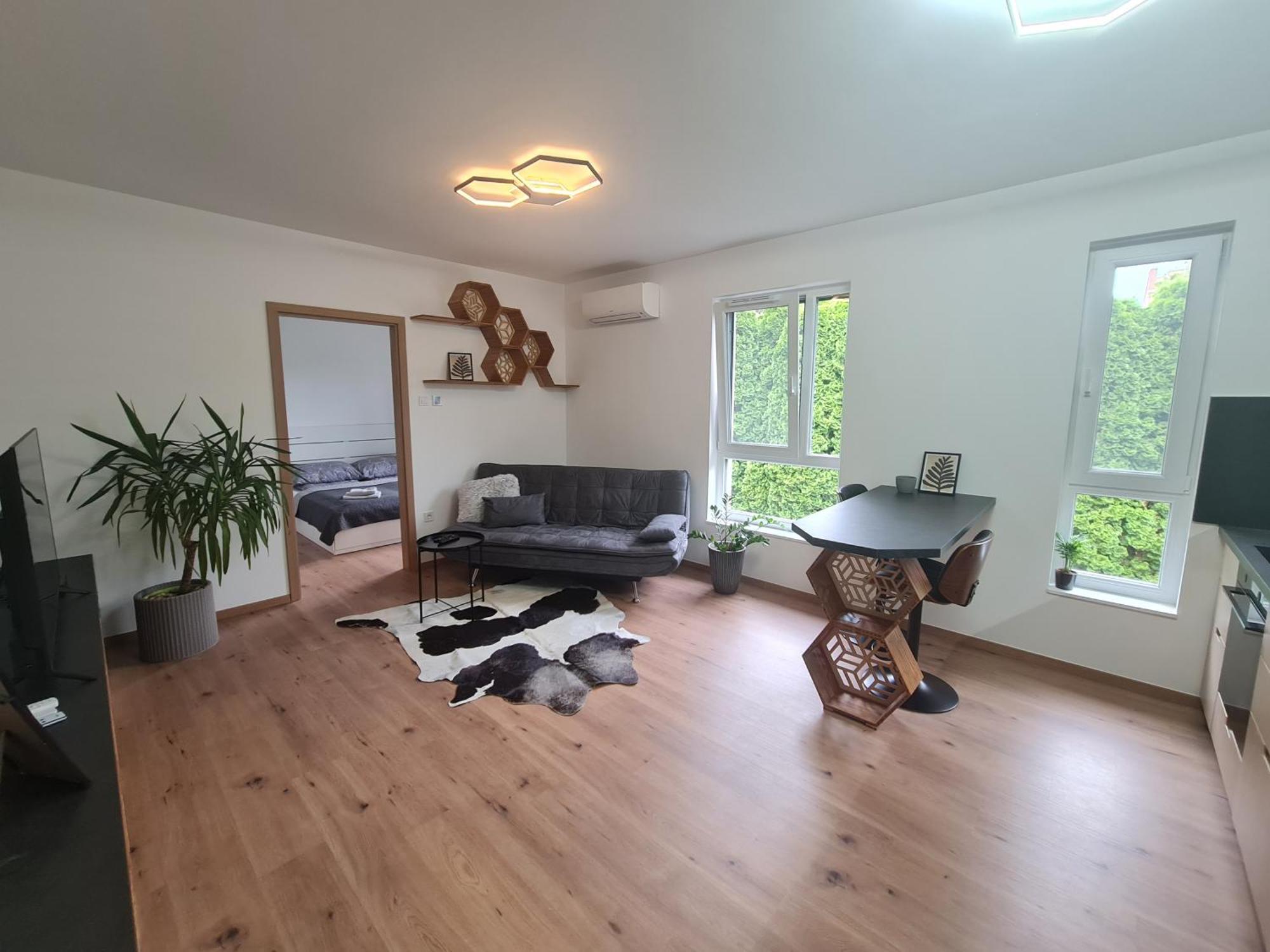 Hexagon Apartman Szeged Buitenkant foto