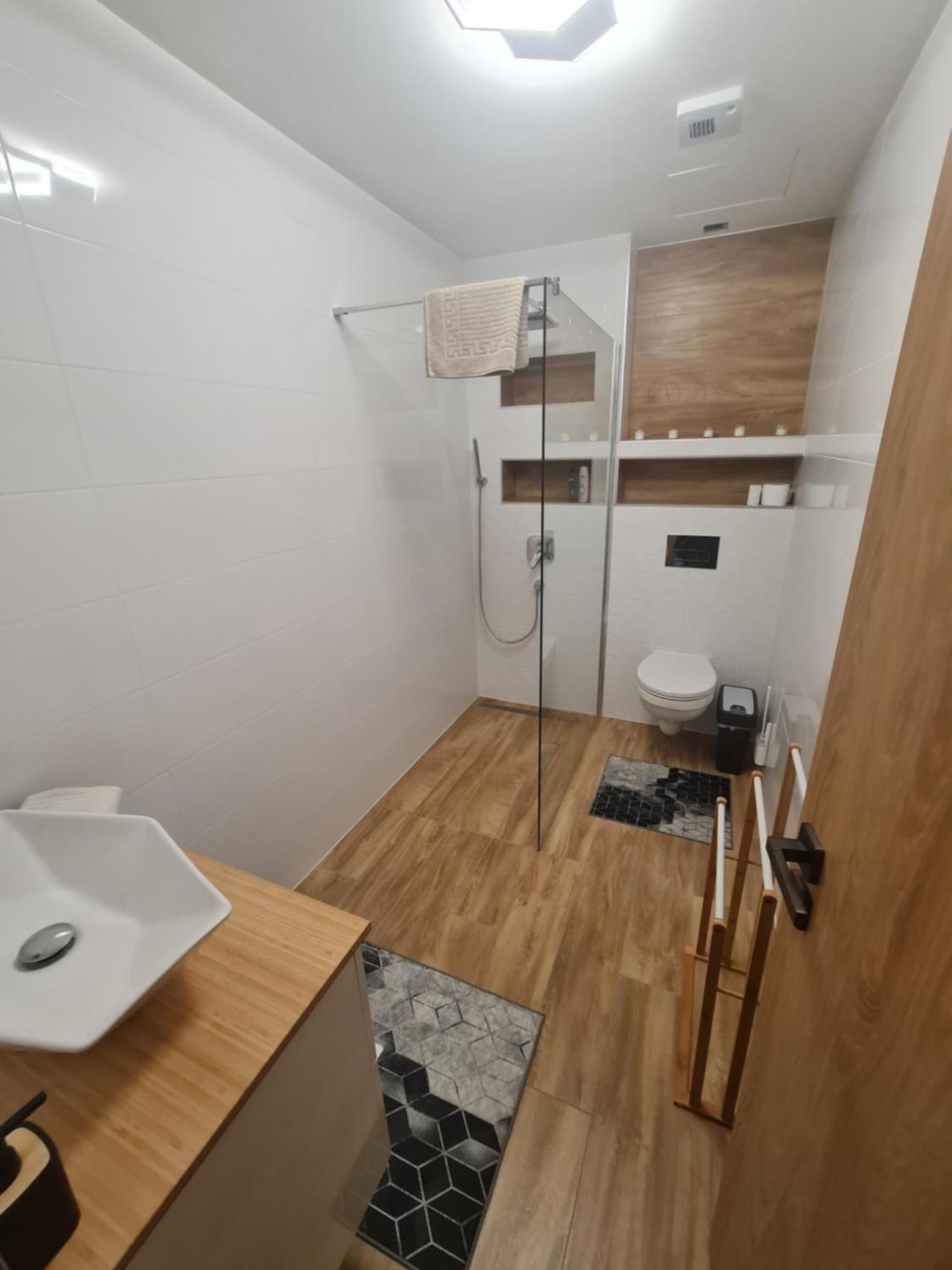 Hexagon Apartman Szeged Buitenkant foto